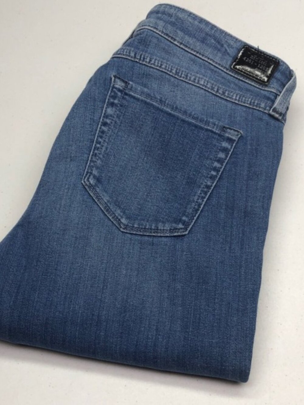 GUESS LOS ANGELES STARLET BOOT JEANS 8/29x32 ⭐️